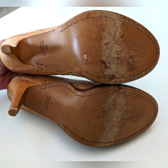 THE OFFICE OF ANGELA SCOTT Heels - Picture 9 of 11